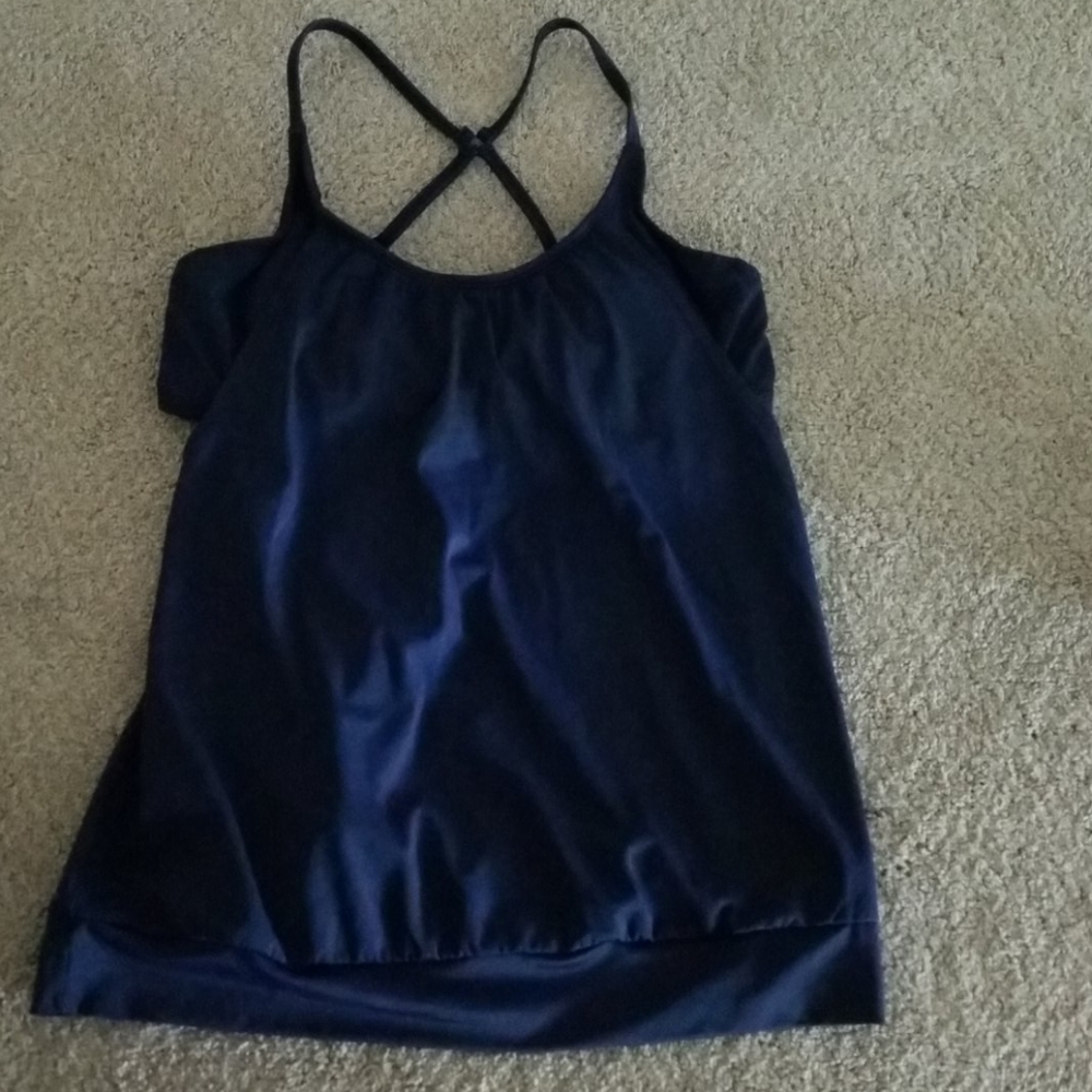 Athleta blousy tankini in dress blue.  Size 36 B/C
